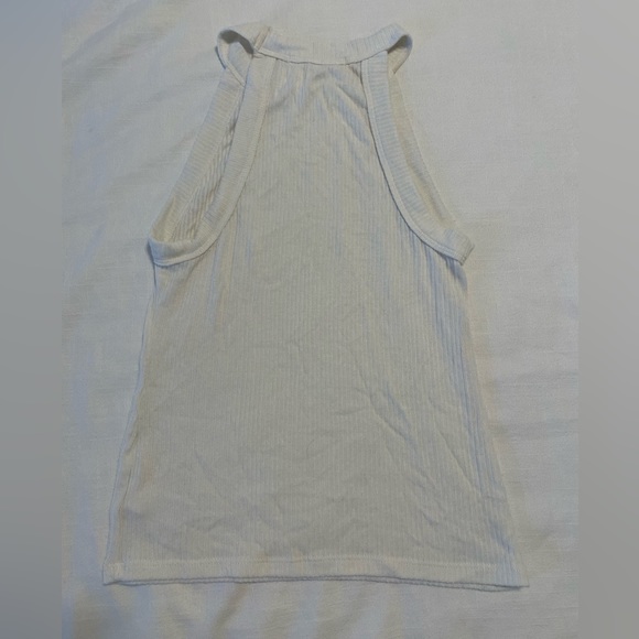 White Top - Picture 2 of 2